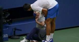 Ο Τζόκοβιτς αποβλήθηκε από το US Open επειδή χτύπησε με το μπαλάκι την επόπτρια γραμμών