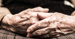Διπλάσιος ο κίνδυνος να πεθάνουν από κορονοϊό οι ηλικιωμένοι με ψυχικές διαταραχές