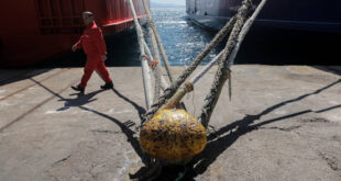 «Δεμένα» τα πλοία, την ερχόμενη Πέμπτη, στα λιμάνια της Ηγουμενίτσας και της Κέρκυρας λόγω απεργίας των ναυτεργατών