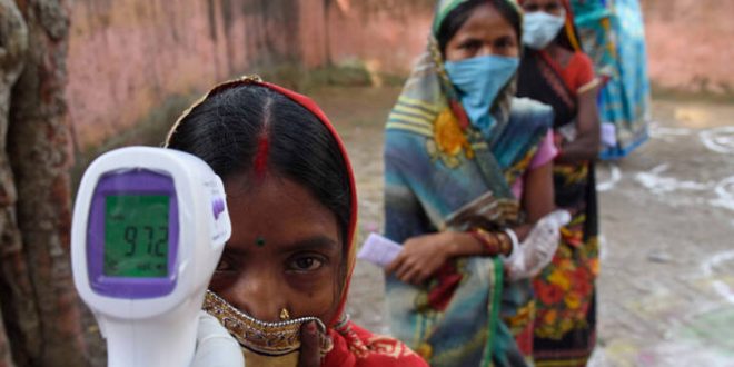 Στα 8,27 εκατομμύρια τα κρούσματα κορονοϊού στην Ινδία