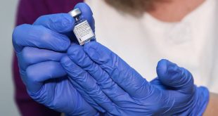 Πώς προετοιμάζεται το εμβόλιο - Η νοσηλεύτρια που απάντησε στους συνωμοσιολόγους εξηγεί