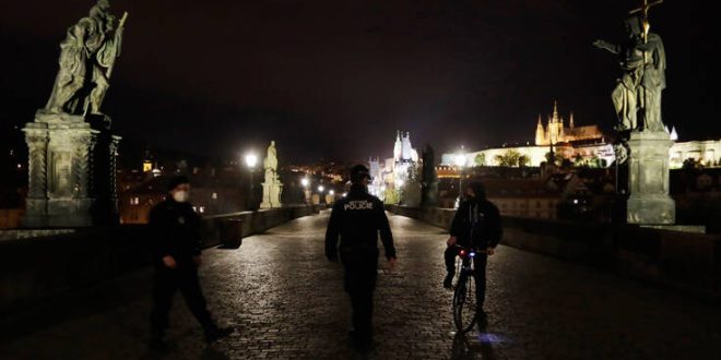 Επανήλθε η νυχτερινή απαγόρευση κυκλοφορίας στην Τσεχία