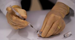 Κορονοϊός: 1 στους 4 ανθρώπους στον κόσμο ενδέχεται να μην έχει εμβολιαστεί πριν το 2022