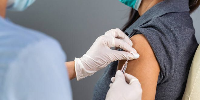 Πρόεδρος ΕΟΦ για τα εμβόλια: Ανά 10 λεπτά θα εμβολιάζεται κι ένας ασθενής - Τα περιμένουμε τον Ιανουάριο