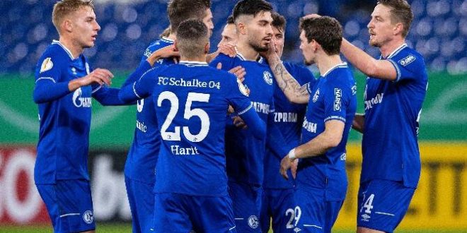 Bundesliga: Πρώτη νίκη μετά από 357 μέρες για τη Σάλκε