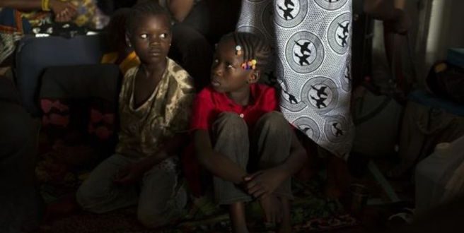 Save the Children: 300 ευρώ ανά μαθητή χρειάζονται για να επιστρέψουν τα παιδιά φτωχών χωρών στα σχολεία