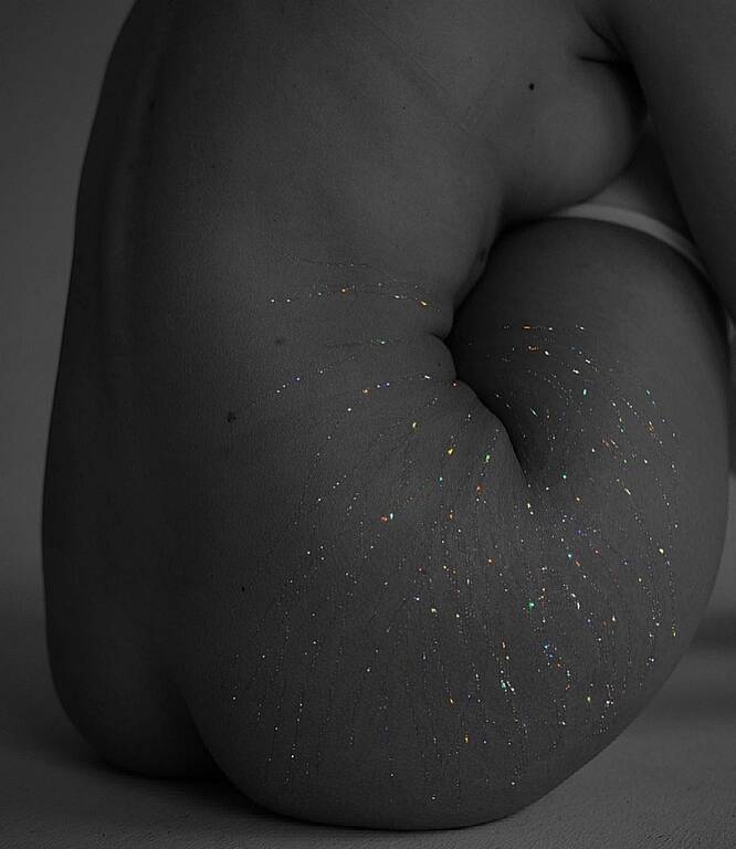 instagram @sarashakeel