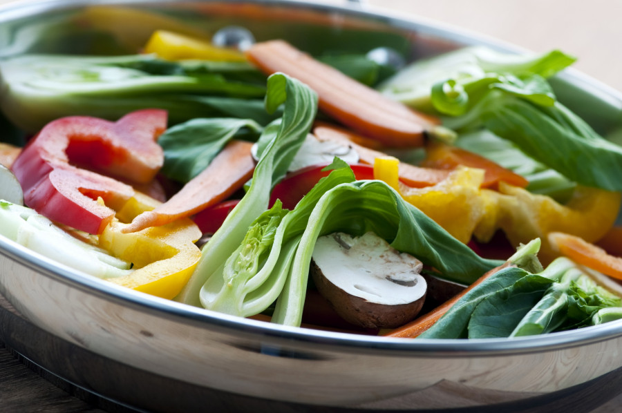 Vegetable-stir-fry-bok-choy-mushroom-peppers-carrots