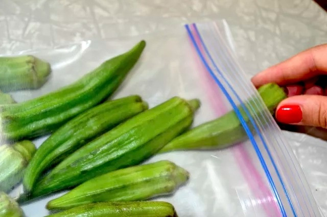 okra2.jpg
