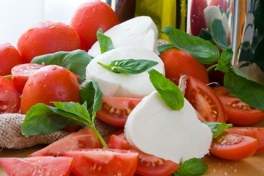 mozzarella-Tomato-Salad