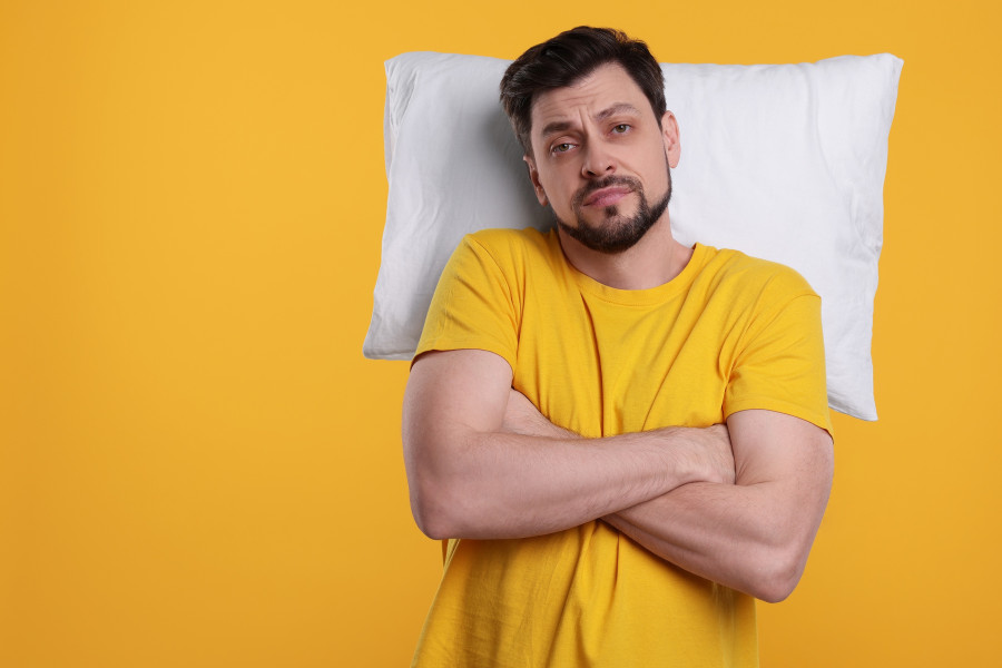 Tired-Pillow-Insomnia-sleep